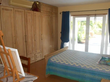 5 Bedroom Villa