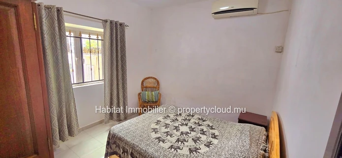 To rent : Located on the ground floor of a quiet residence, apartment of 79 m2 