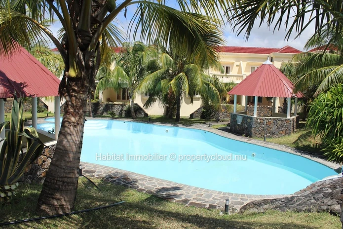 FOR SALE - Furnished and equipped townhouse of 200 m2 situated in a 24/7 secured residence in Palmar