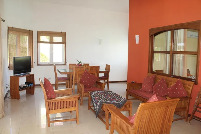 FOR SALE - Furnished and equipped townhouse of 200 m2 situated in a 24/7 secured residence in Palmar