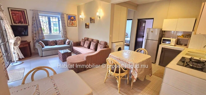 To rent : Located on the ground floor of a quiet residence, apartment of 79 m2 