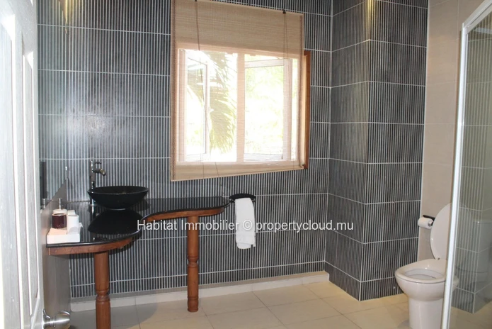FOR SALE - Furnished and equipped townhouse of 200 m2 situated in a 24/7 secured residence in Palmar