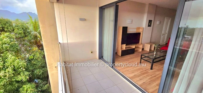 Bel appartement meublé et équippé de 135 m² situé à Vandermeersch, Rose-Hill