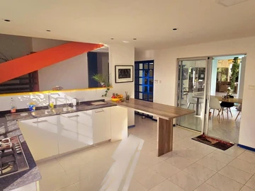 4 Bedroom Villa