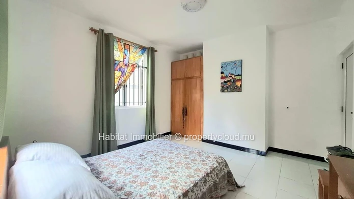 This charming furnished and equipped apartment of approximately 80 m² in Péreybère