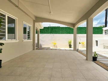 6 Bedroom Villa