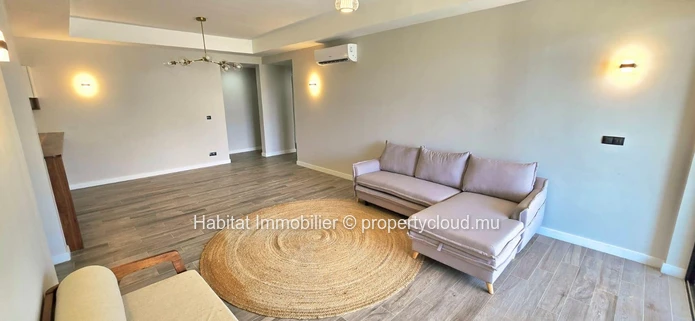 Contemporary and refined beachfront apartment, unfurnished of 130 m² in Belle Mare