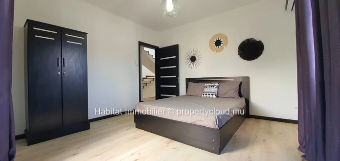To rent : Duplex of 151 m² in Mont Choisy at 5 minutes walk from the beach