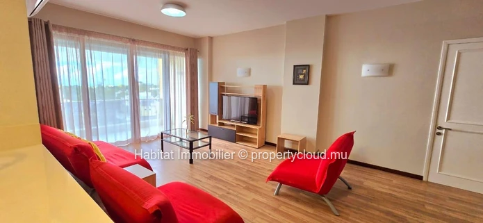 Bel appartement meublé et équippé de 135 m² situé à Vandermeersch, Rose-Hill