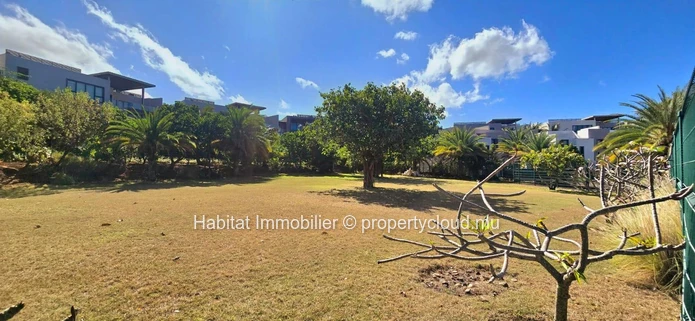 To rent : Beautiful apartment of 127 m², furnished and equipped, nestled in the heart of the prestigious domain of Az...