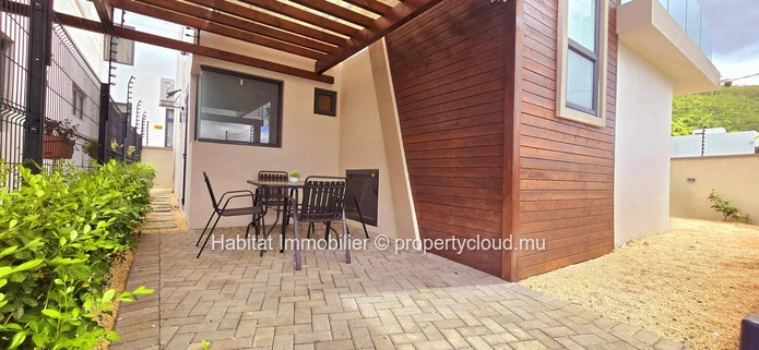 Charmante maison, meublée et équipée de 295 m², sur un terrain de 68 toises à Sodnac