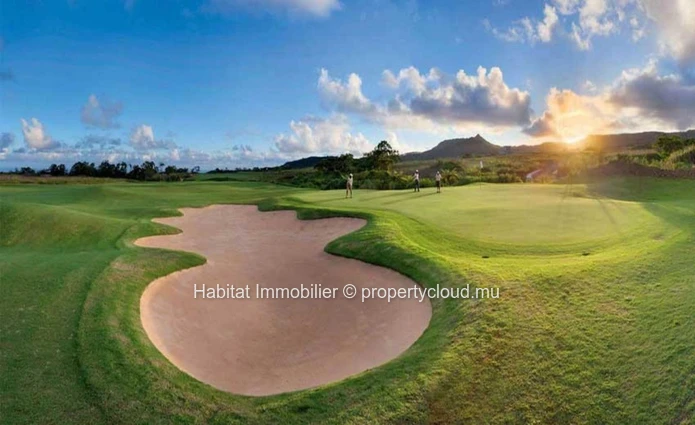 Terrain à vendre dans la communauté sécurisée d'Avalon Golf Estate, à Bois Chéri
