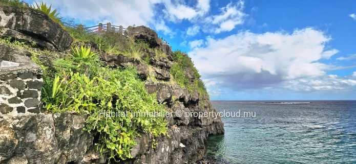 Plots of land ranging from 50 perches (2,110 m²) to 67 perches (2,840 m²) at Baie du Cap 