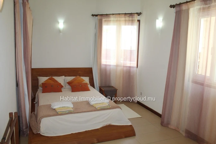 FOR SALE - Furnished and equipped townhouse of 200 m2 situated in a 24/7 secured residence in Palmar