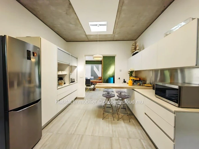To rent : Stunning house in Floréal