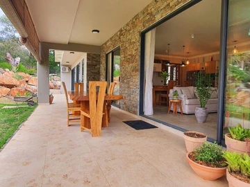 4 Bedroom Villa