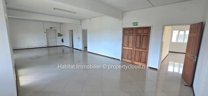 Bureau 163 m² situé à Port-Louis, à proximité de l'hôpital Jeetoo