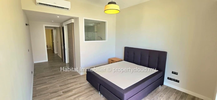 Contemporary and refined beachfront apartment, unfurnished of 130 m² in Belle Mare