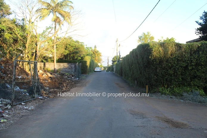  A vendre - Magnifique terrain de 265 toises à la Rue Lees à Curepipe