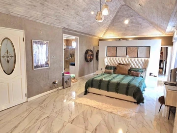 4 Bedroom Villa