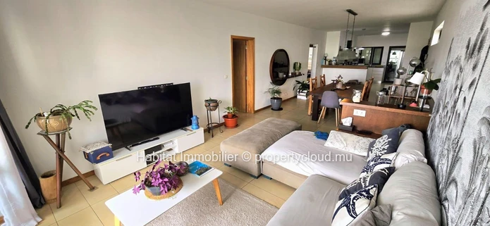 Located in the highly sought after area of Sodnac