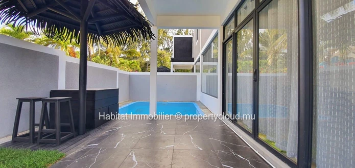 To rent : Duplex of 151 m² in Mont Choisy at 5 minutes walk from the beach