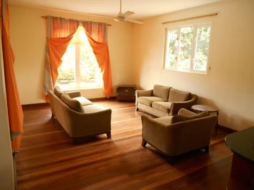 5 Bedroom Villa