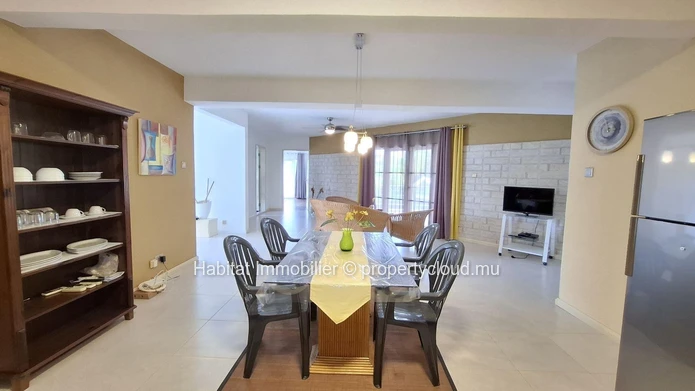 Maison non meublée pour grande famille / investissement locatif