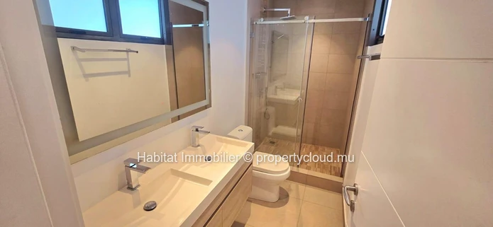Discover this stunning beachfront penthouse of 210 m², fully furnished and equipped, located in Pointe aux Biches. A ...