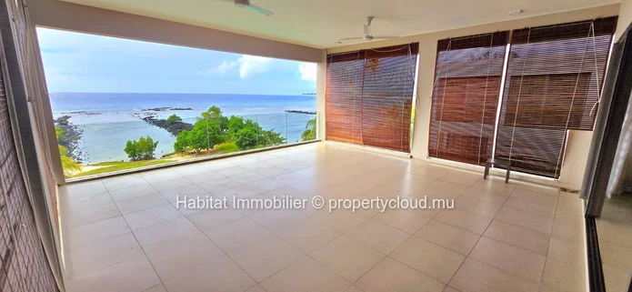 Discover this stunning beachfront penthouse of 210 m², fully furnished and equipped, located in Pointe aux Biches. A ...